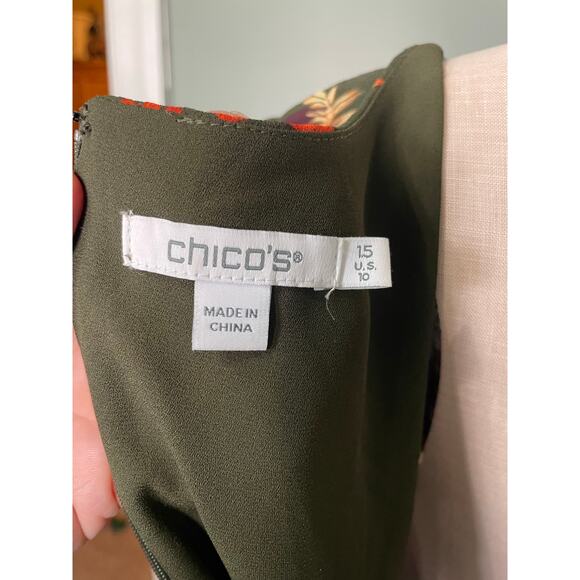 Chico's Green Floral Vneck Spring Dress. Size 10. Great condition. - Picture 5 of 6